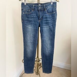 Sparkling early 2000’s Bebe Heartbreaker cropped rhinestone jeans!